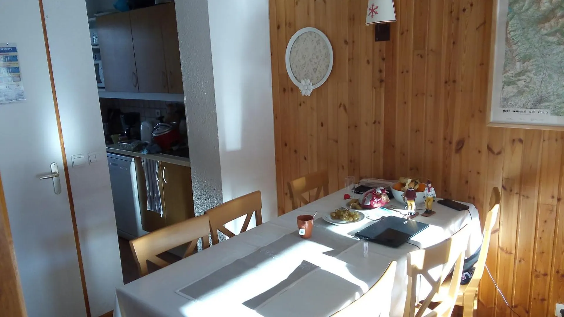 Chalet 11 Narreyroux 0*,  France